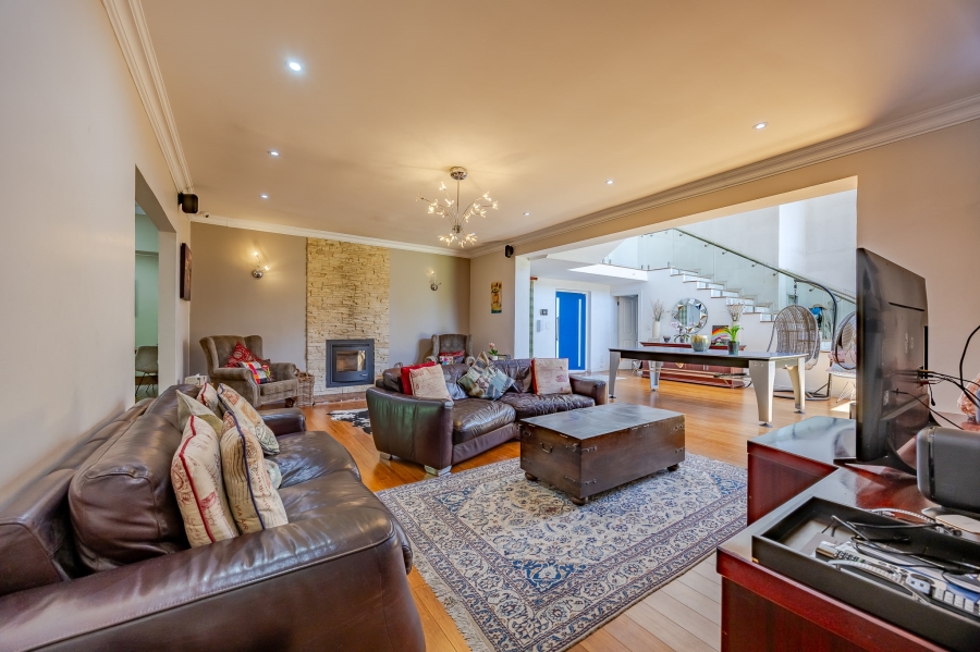 5 Bedroom Property for Sale in Kenilworth Upper Western Cape